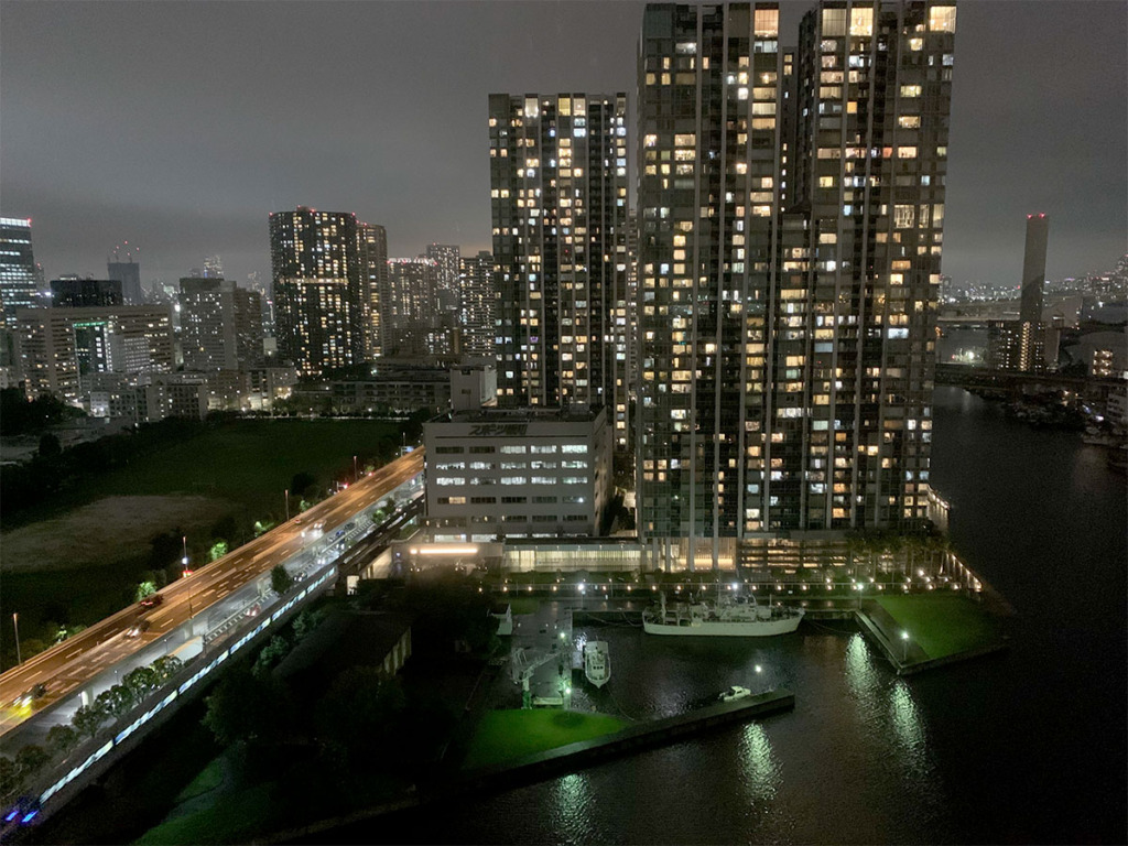 第一ホテル東京シーフォートプレミアムフロアの夜景